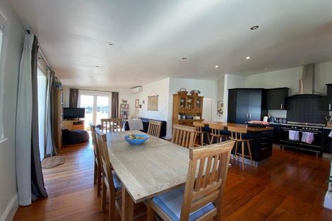 Photo of property in 209 Victoria Road, Devonport, Auckland, 0624