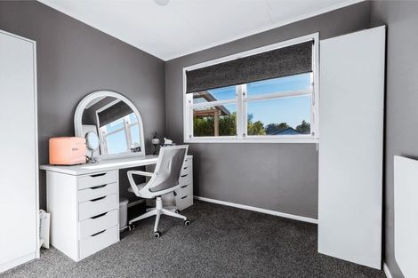 Photo of property in 2a Ward Place, Richmond Heights, Taupo, 3330