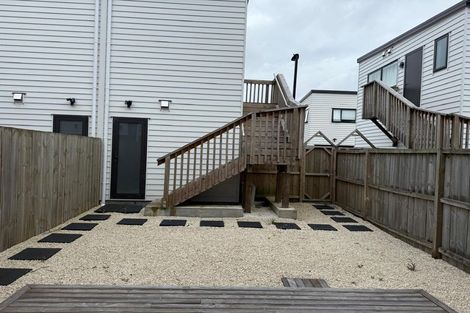 Photo of property in 105 Grove Road, Papakura, 2110