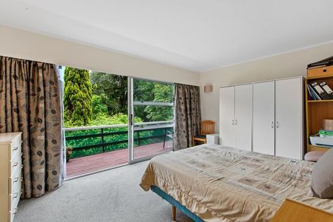 Photo of property in 48 Grassmere Road, Henderson Valley, Auckland, 0612