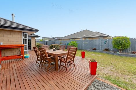 Photo of property in 20 Rainey Crescent, Papamoa Beach, Papamoa, 3118