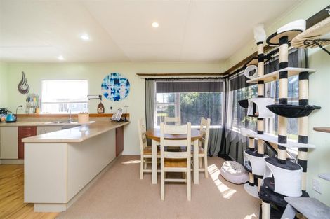 Photo of property in 28 Alexandra Street, Marton, 4710
