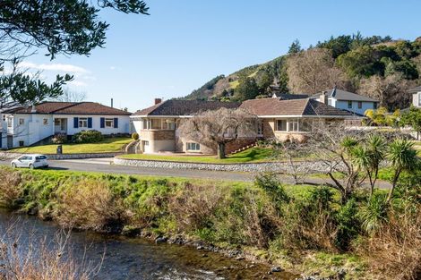 Photo of property in 16 Avon Terrace, The Wood, Nelson, 7010