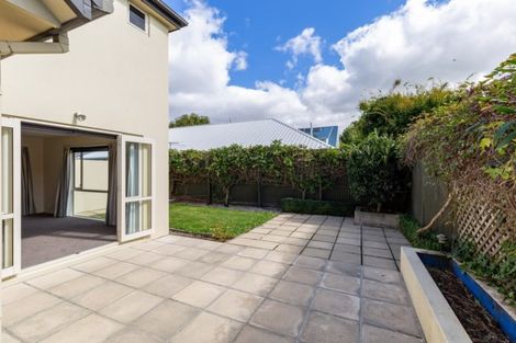 Photo of property in 1/10 Coniston Avenue, Ilam, Christchurch, 8041