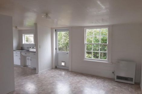 Photo of property in 97 Young Street, New Plymouth, 4310