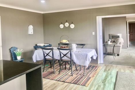 Photo of property in 101 Glenmore Road, Sunnyhills, Auckland, 2010