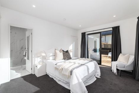 Photo of property in 257a Edgeware Road, Edgeware, Christchurch, 8013