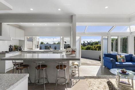Photo of property in 825 Riddell Road, Saint Heliers, Auckland, 1071