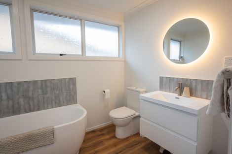 Photo of property in 11 Amberley Avenue, Westbrook, Palmerston North, 4412