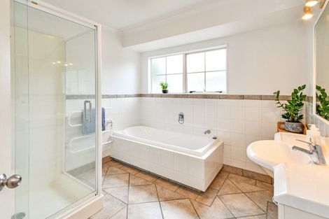 Photo of property in 13 Moss Crescent, Takanini, 2112