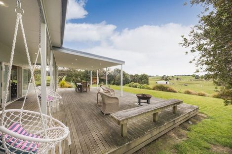 Photo of property in 780 Halcombe Road, Halcombe, 4775