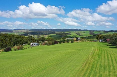 Photo of property in 241 Brooks Road, Waipu, 0582