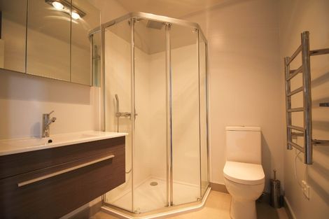 Photo of property in 26/11 Ray Small Drive, Papakura, 2110