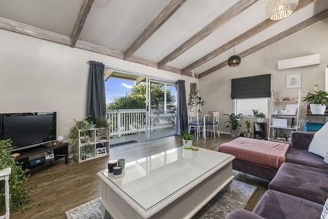 Photo of property in 6a Tiri Road, Manly, Whangaparaoa, 0930