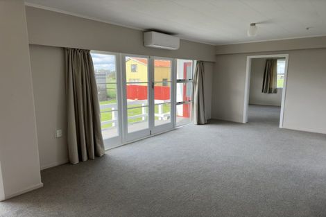Photo of property in 11a Buchanan Place, Hawera, 4610
