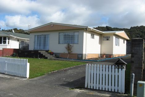 Photo of property in 263 Wellington Road, Wainuiomata, Lower Hutt, 5014