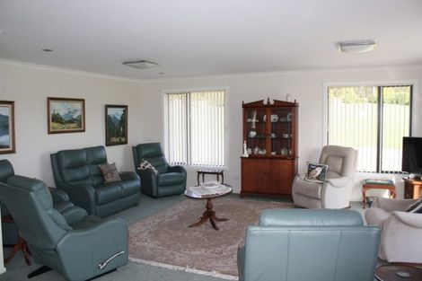 Photo of property in 280 Parsons Road, Weston, Oamaru, 9491