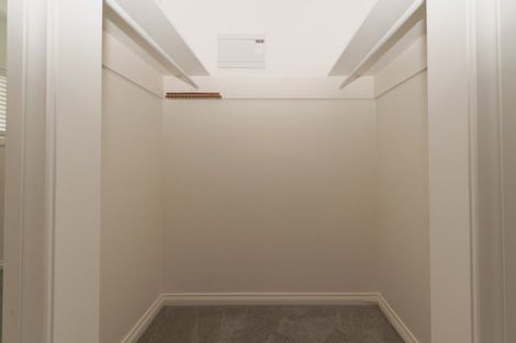 Photo of property in 13a Huapai Street, Onehunga, Auckland, 1061