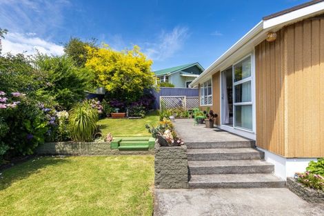 Photo of property in 33 South Road, Blagdon, New Plymouth, 4310