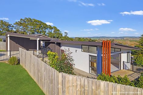 Photo of property in 33a St James Avenue, Helensville, 0800
