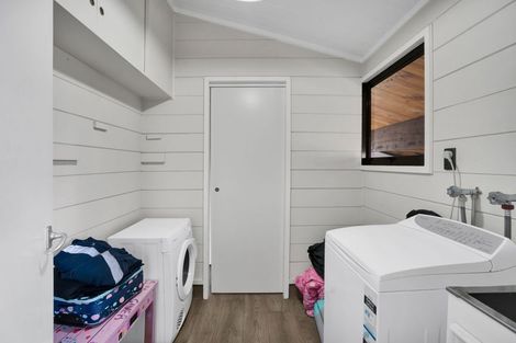 Photo of property in 60 Cressida Avenue, Stratford, 4332
