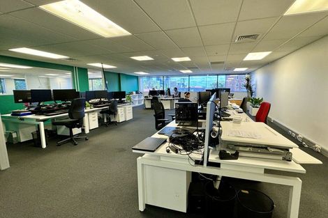 Photo of property in 2 Heather Street, Mangawhai Heads, Mangawhai, 0505