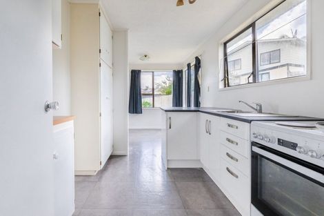 Photo of property in 86 Sunvue Road, Glen Eden, Auckland, 0602