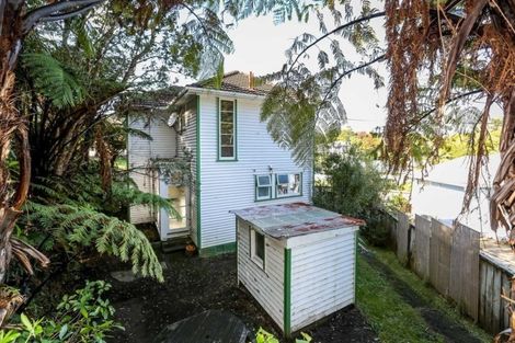 Photo of property in 40 Glenpark Avenue, Frankleigh Park, New Plymouth, 4310
