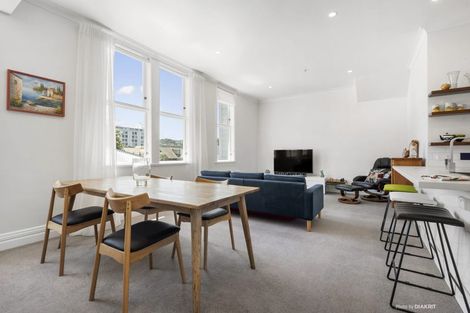Photo of property in The Villas, 9/33 Hobson Street, Thorndon, Wellington, 6011