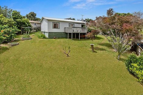 Photo of property in 8 Inca Place, Snells Beach, 0920