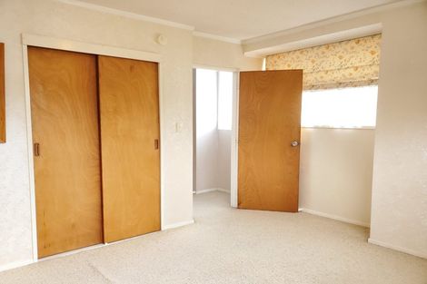 Photo of property in 1/2 Burdendale Grove, Churton Park, Wellington, 6037