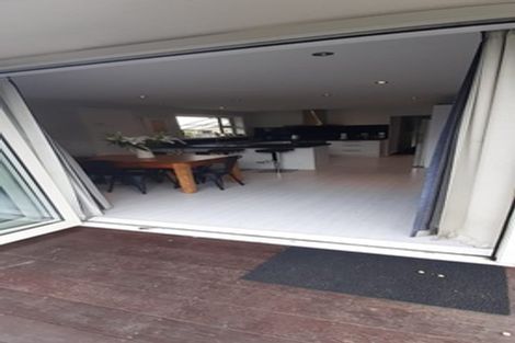 Photo of property in 34 Waratah Street, Avondale, Christchurch, 8061