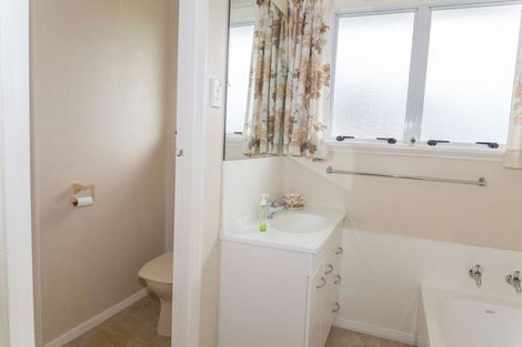 Photo of property in 72 Barraud Street, Dannevirke, 4930