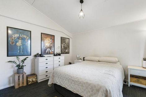 Photo of property in 48 Chaucer Street, Leamington, Cambridge, 3432