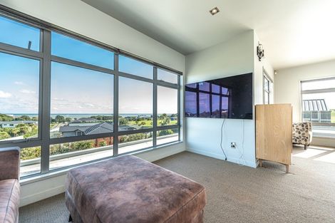 Photo of property in 34 Longbeach Drive, Castlecliff, Whanganui, 4501