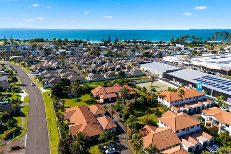 Photo of property in 1/111 Santa Monica Drive, Papamoa Beach, Papamoa, 3118