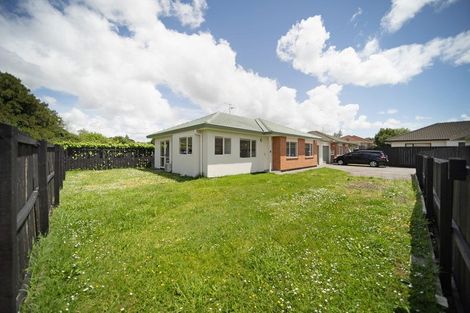 Photo of property in 8a Margarita Rise, Pukekohe, 2120