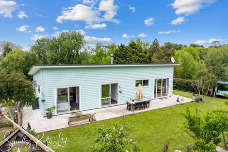 Photo of property in 37 Willow Lane, Maungaturoto, 0588