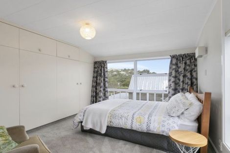 Photo of property in 46 Harbour View Road, Harbour View, Lower Hutt, 5010
