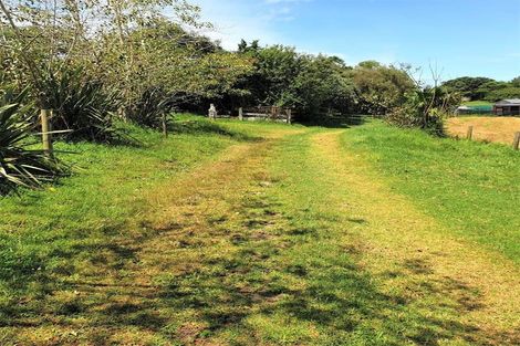 Photo of property in 88 Uretiti Road, Waipu, 0582