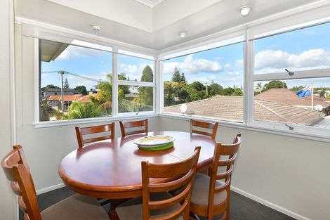 Photo of property in 6 Pine Road, Orewa, 0931