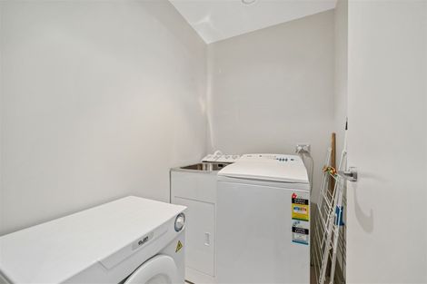 Photo of property in Piermont Apartments, 7f/82 Cable Street, Te Aro, Wellington, 6011