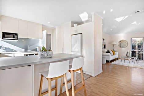 Photo of property in 2/32 Kilimanjaro Drive, Northpark, Auckland, 2013