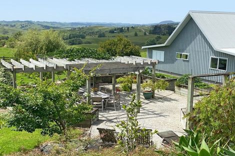 Photo of property in 30 Rangiora Road, Kaiwaka, 0573