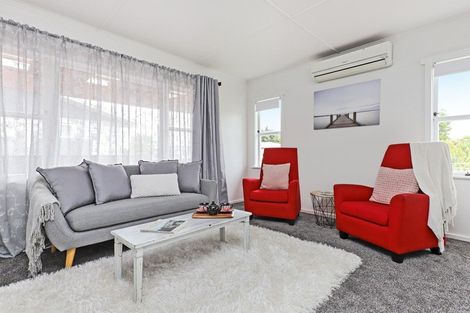 Photo of property in 75 Dover Road, Flaxmere, Hastings, 4120