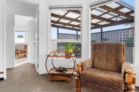 Photo of property in 15 Seychelles Drive, Papamoa Beach, Papamoa, 3118