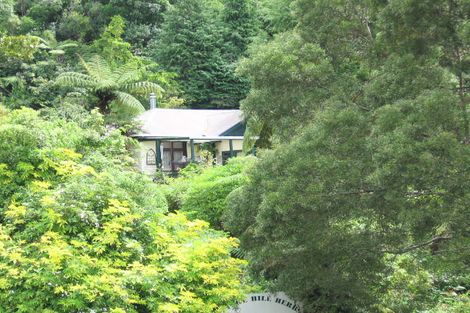 Photo of property in 2 Bridge Road, Birchville, Upper Hutt, 5018