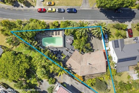 Photo of property in 55 Seaton Road, Murrays Bay, Auckland, 0630