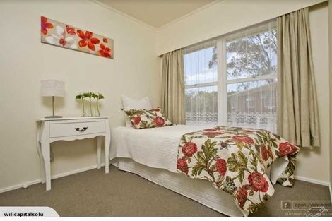 Photo of property in 1/53 Ayton Drive, Totara Vale, Auckland, 0629