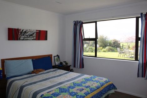 Photo of property in 31 Lochiel Branxholme Road, Lochiel, Winton, 9781